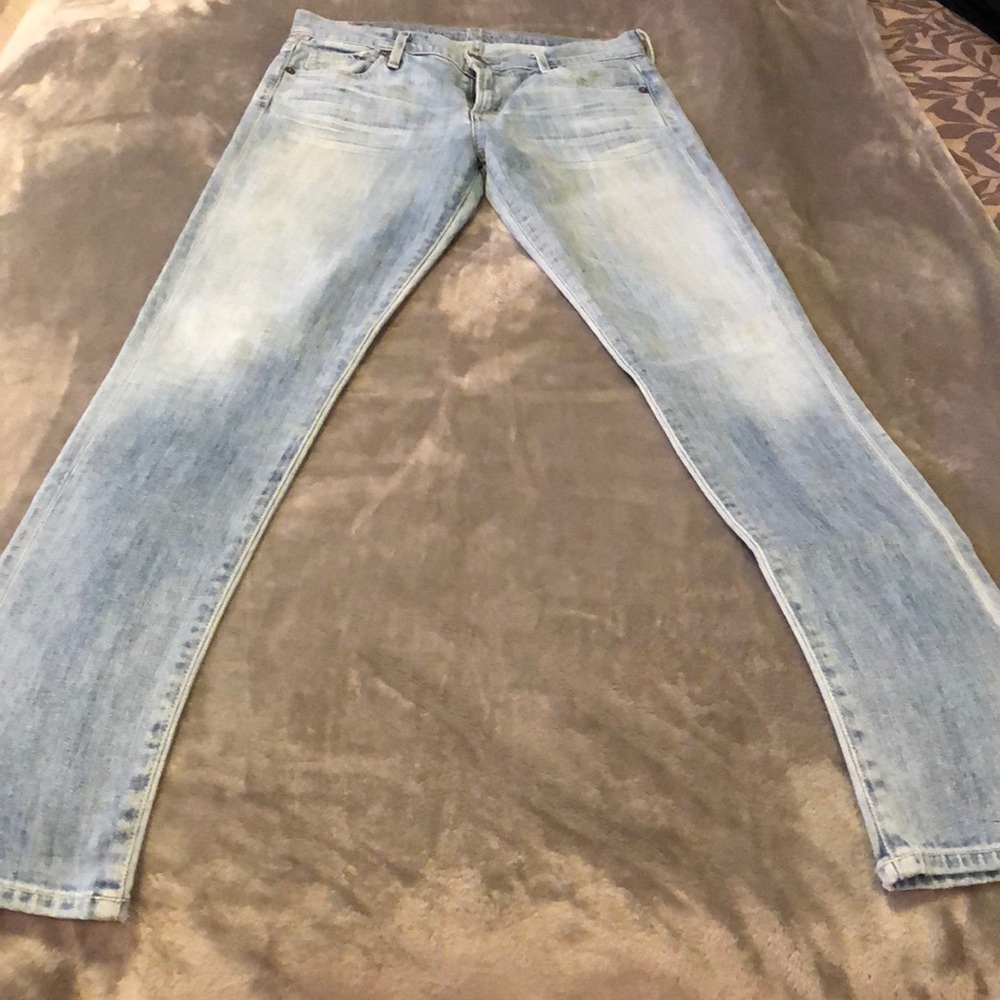 P006 BLUE JEANS